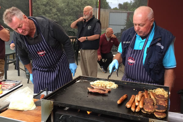 2017-Christmas-BBQ-004-49